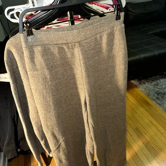 Soft Set - Picture 5 of 5